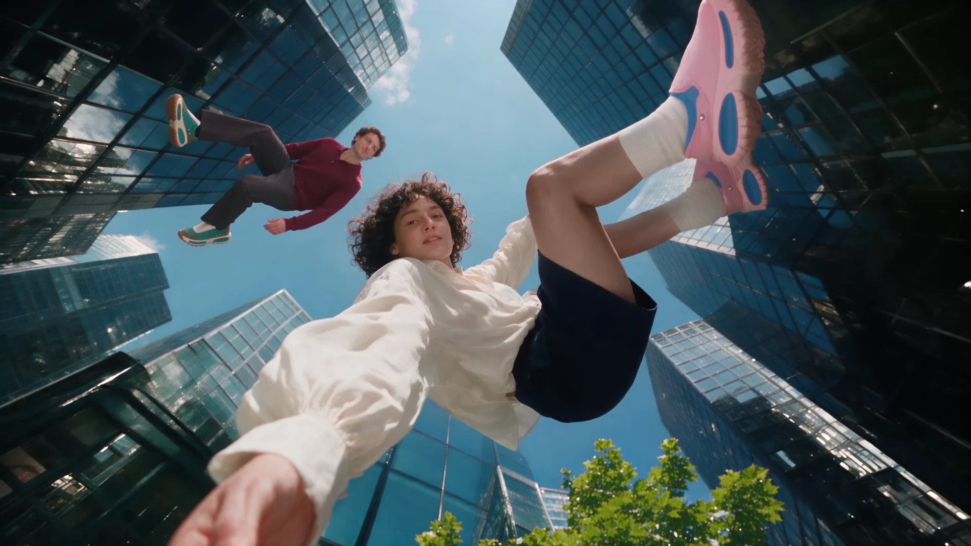 DOTスニーカーCM【架空】 サムネイル